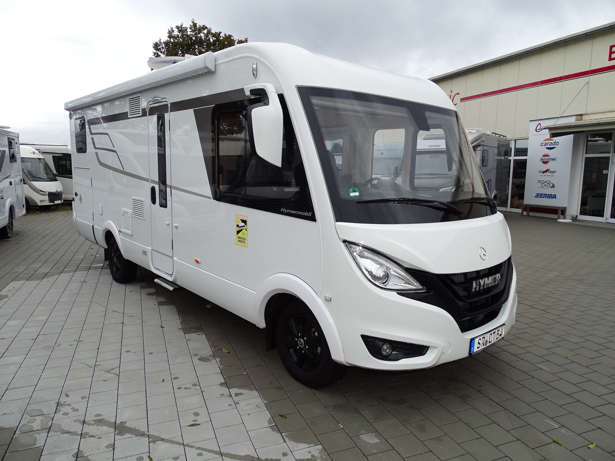 Hymer BKLASSE MCI 680 Aus Rent Flotte